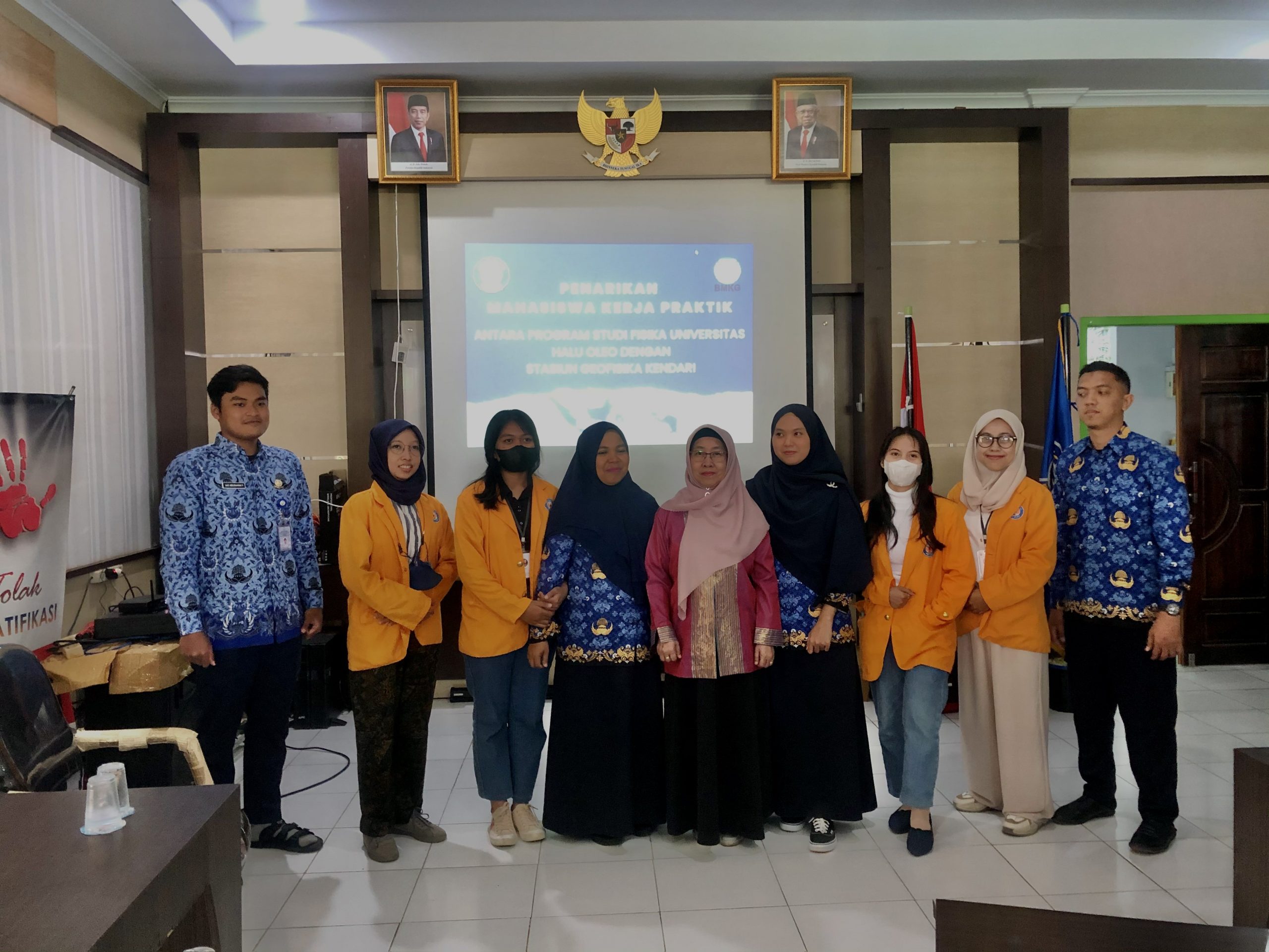 Penarikan Mahasiswa Kerja Praktek S1 Fisika di Stasiun Geofisika Kelas IV Sulawesi Tenggara